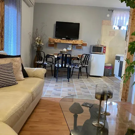 Apartament Nanut Szybenik