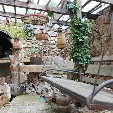 Nanut Apartment