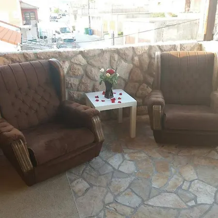 Apartament Nanut Szybenik
