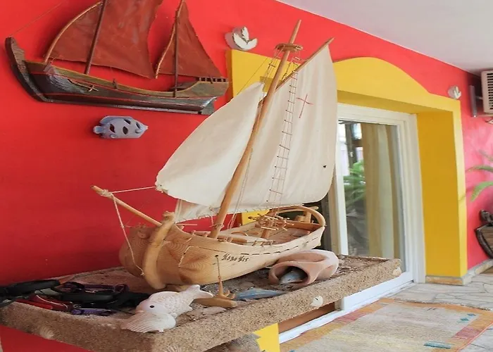 Nanut Σίμπενικ