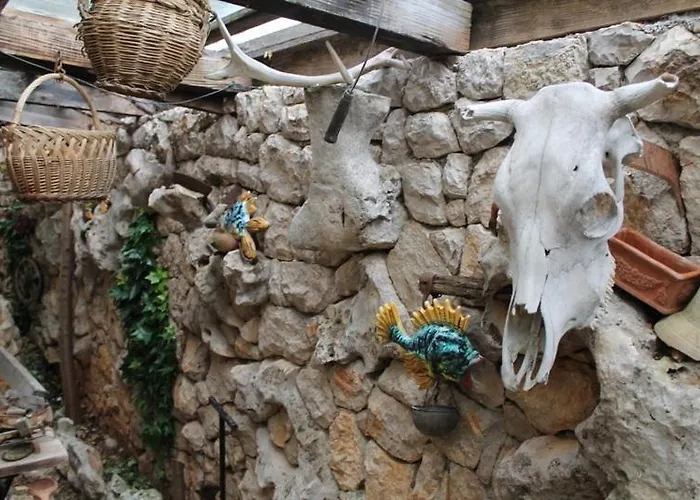 Nanut Σίμπενικ